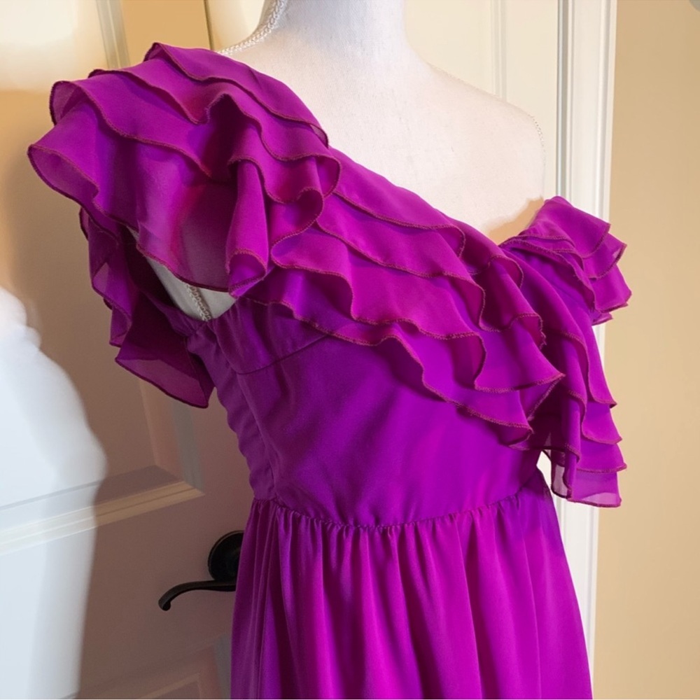 Chelsea & Violet One-Shoulder Ruffle Dress - Picture 4 of 11